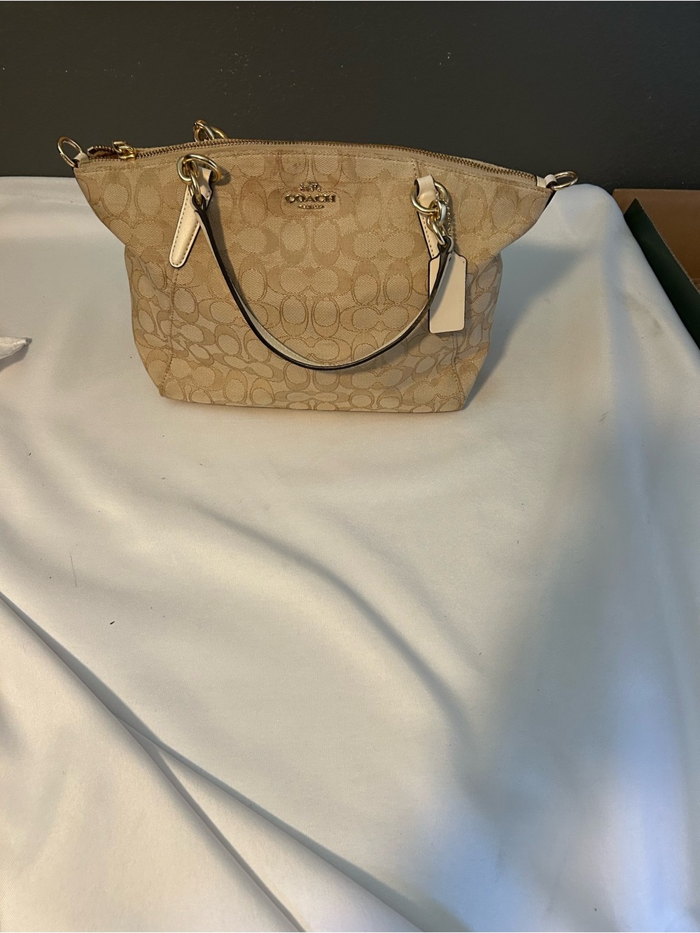 Coach Signature Small Kelsey 27582